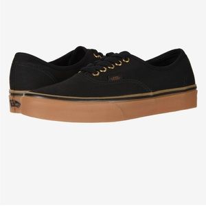 Barely worn Van authentic!!